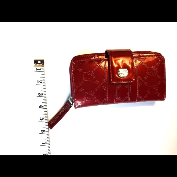 Red Hello Kitty Wallet - Picture 3 of 7